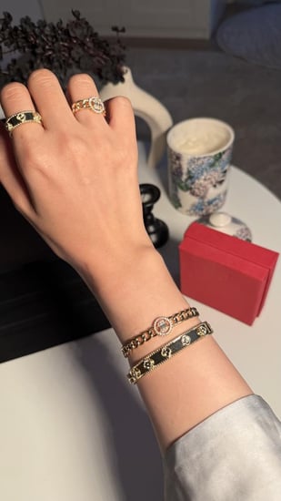 اسوارتين وخاتمين