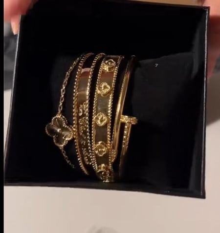 مجموعه 4 اساور و3خواتم