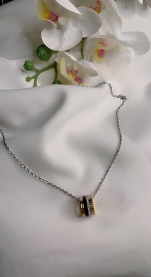 سلسال بوشرون فضي وذهبي