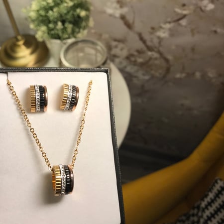 طقم سلسال وحلق