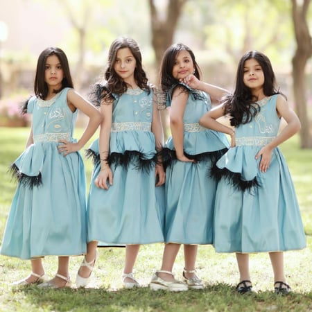 فستان الحرف العربي