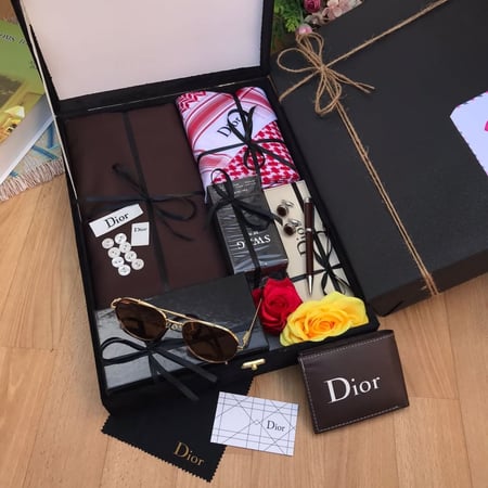 طقم رجالي ديور شتوي