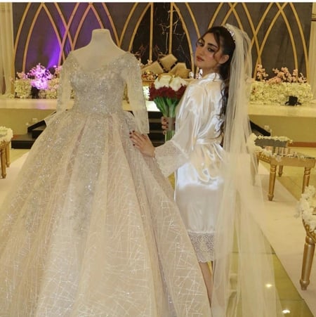 روب حرير للعروس أو الميك إب