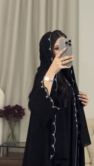 عبايه ( N65) شك فضي