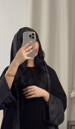 عبايه ( N76 ) اكمام رمادي غامق