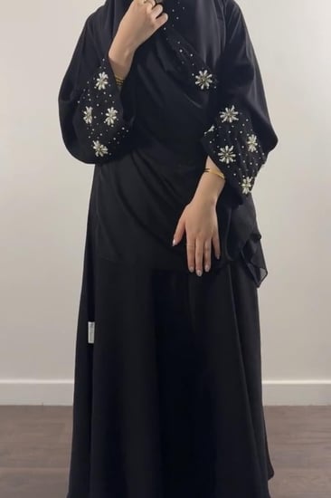 عبايه (N61) شك ورد لولو