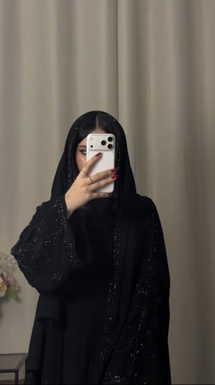 عبايه ( N101 ) شك اسود