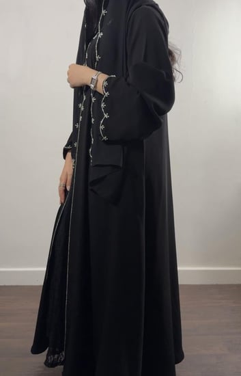 عبايه ( N65) شك فضي