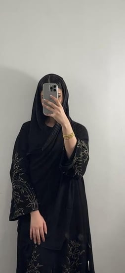 عبايه (N59) تطريز نحاسي