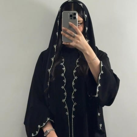 عبايه ( N65) شك فضي