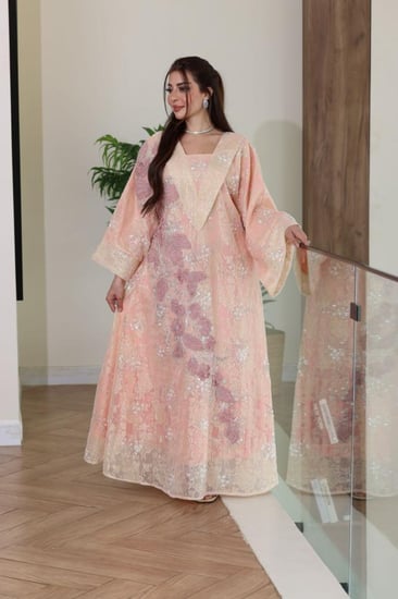 جلابية دانتيل بتطريز ترتر وكلفة موردة