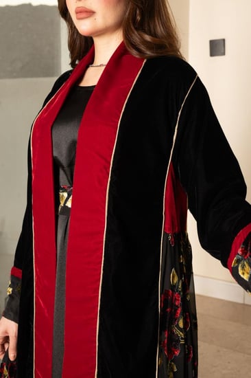 جلابية مخمل قطعتين بإضافة الشيفون المورد بالقطيفة