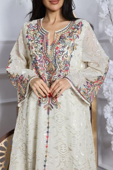 جلابية لينن واقف مطرزة