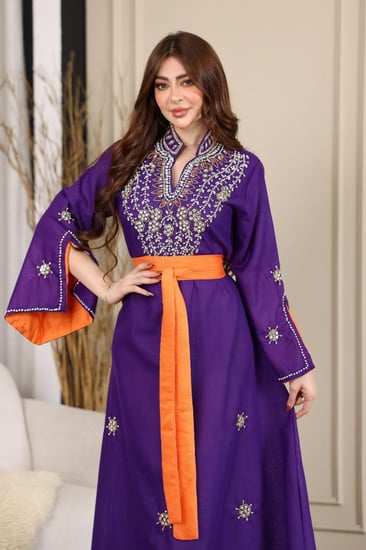 جلابية لينن بتطريز شك يدوي كرستالات