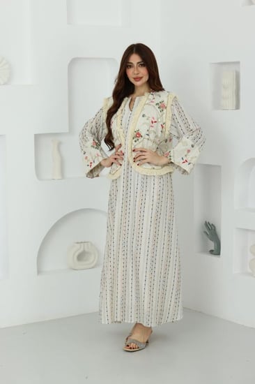 جلابية لينن مخطط رمضانية وسديري مطرز بورود وهدب