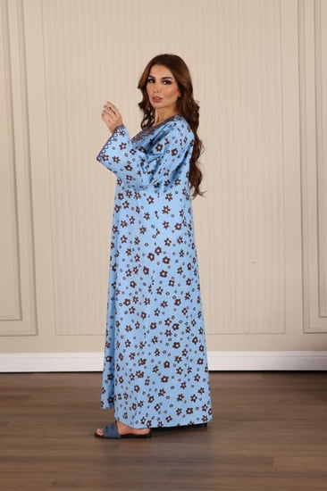 جلابية روز مطرزة وأنيقة