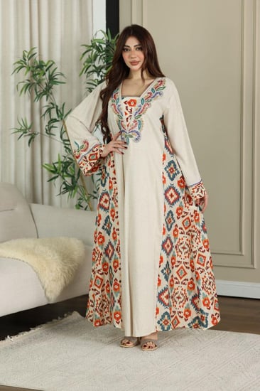 جلابية لينن بتطريز شك يدوي في الصدر والاكمام