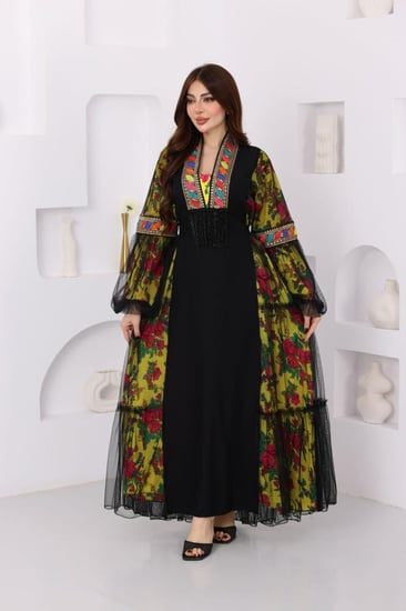 جلابية كريب بحريني ممزوجة بشالكي و تل اسود