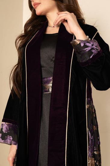 جلابية مخمل قطعتين بإضافة الشيفون المورد بالقطيفة