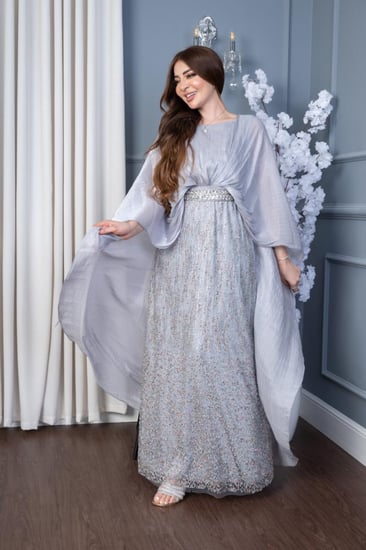 جلابية بخامة الاورجنزا راقية بلون رمادي ولمعة زاهية