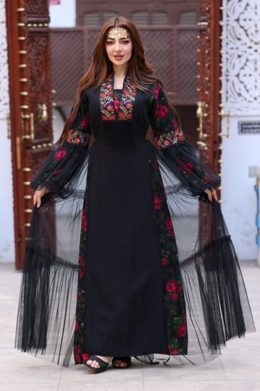 جلابية كريب بحريني ممزوجة بشالكي و تل اسود