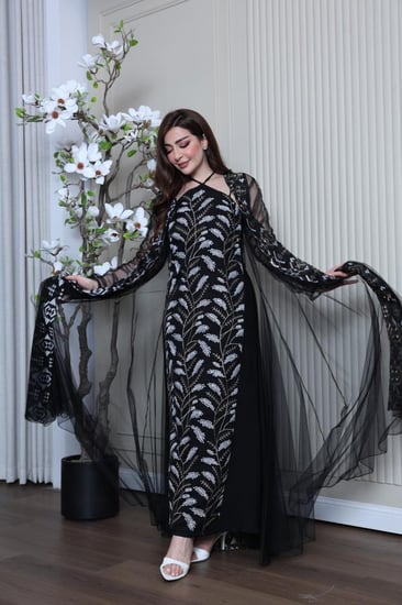 جلابية قطعتين مطرزة