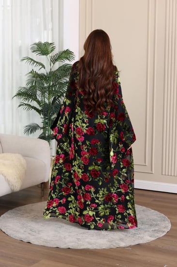 جلاية شيفون مورد مخمل بتطريز شك وكرستال في الصدر