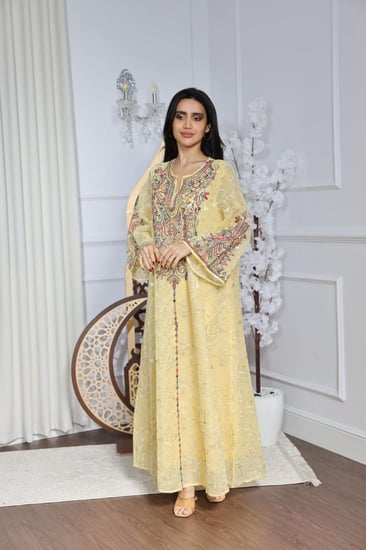 جلابية لينن واقف مطرزة