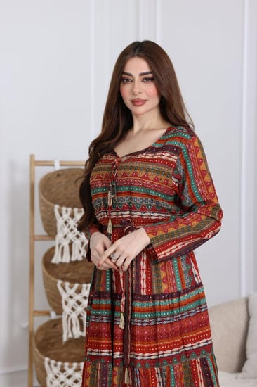 جلابية رايون قطن مشجرة بتطريز خفيف في الصدر