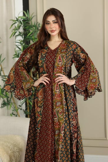 جلابية قطن مقلمة بالوان جميلة وقصة مقوسة في الاطراف