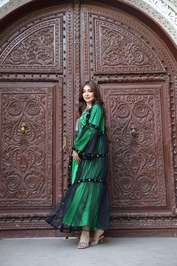 جلابية ( نسائية ) بخام ساتان والتل العربي التراثي