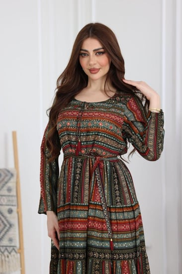 جلابية رايون قطن مشجرة بتطريز خفيف في الصدر