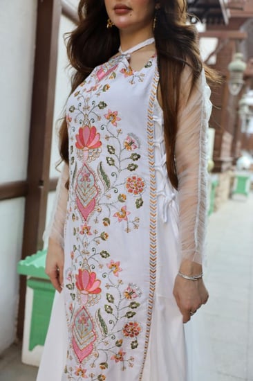 جلابية لينن بتطريز