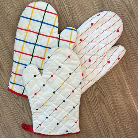 قفاز الطبخ / بيز  - اصدار عتيق