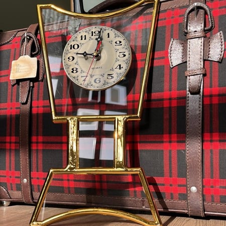 ساعة حائط فنتج | صناعة تايوان