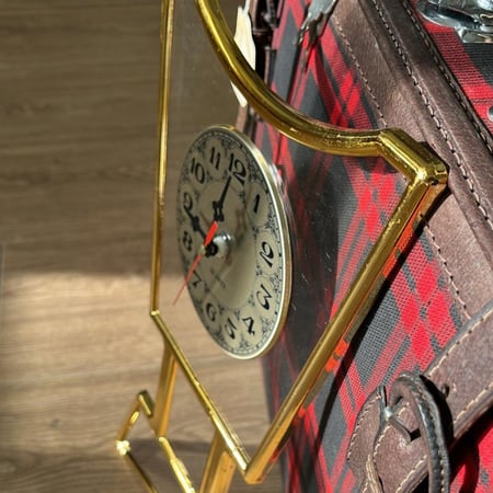 ساعة حائط فنتج | صناعة تايوان