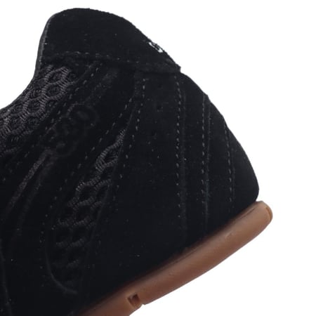 نيوبالانس    ميو ميو   - كشخاتي