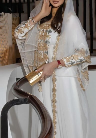 ثوب اماراتي