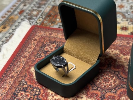 خاتم فضه ملكي