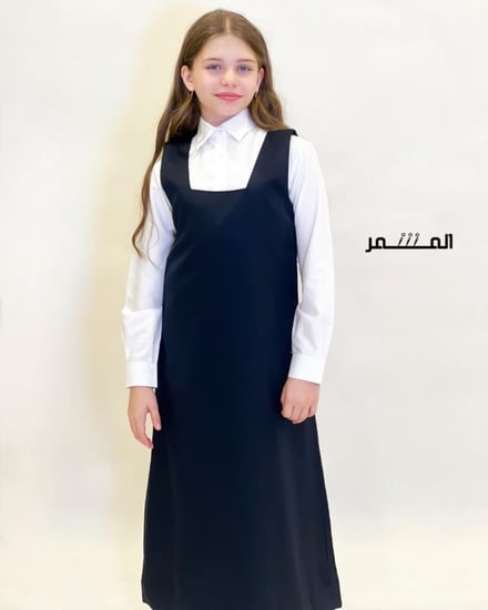 مريول كحلي - ياقة مربعة