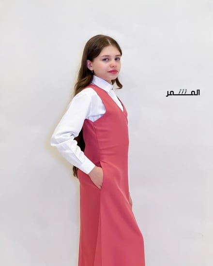 مريول وردي فاتح -القطيف