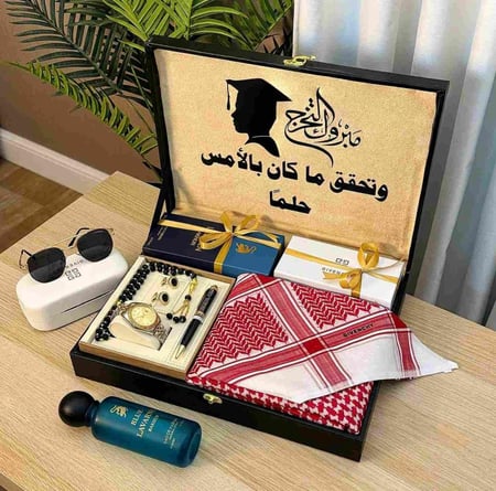 بوكس هدايا تخرج رجالي فاخر - طقم جيفنشي مع عطر بلو لافرين وساعة رولكس استيل