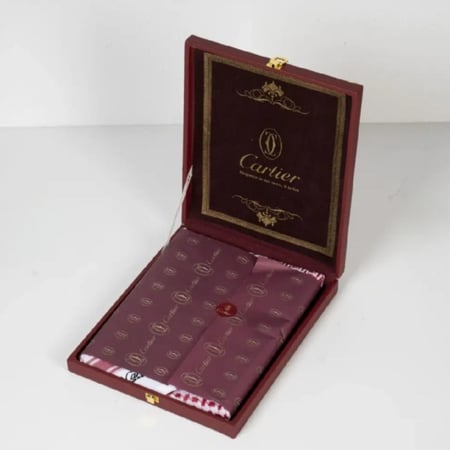 شماغ كارتير الرسمي كلاسيك إصدار 2026