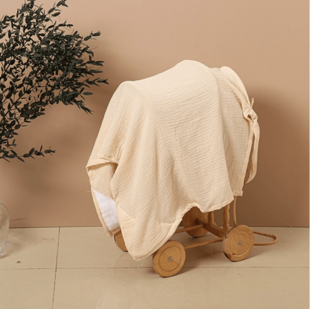 غطاء رضاعة بألوان الباستيل