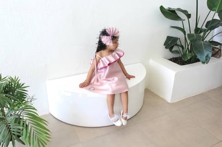 الفستان البينك