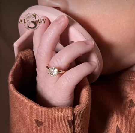 طقم اسورة مع بروش بالإسم