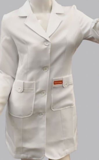 بالطو نسائي عصري طويل 2جيوب كبيره وأزرار كبيره من الأمام كامله