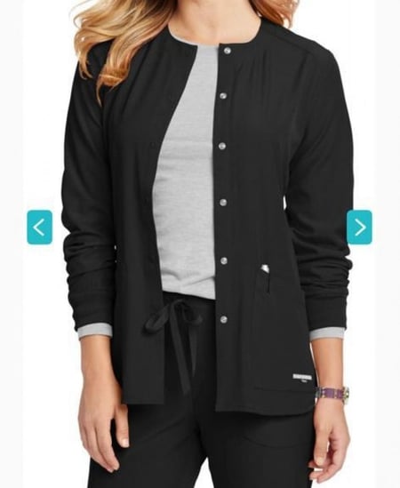 جاكيت نسائي جميل زراير أو طقطق 2 جيوب كبيره و1 جيب صغير واكمام طويله زم أو بدون زم