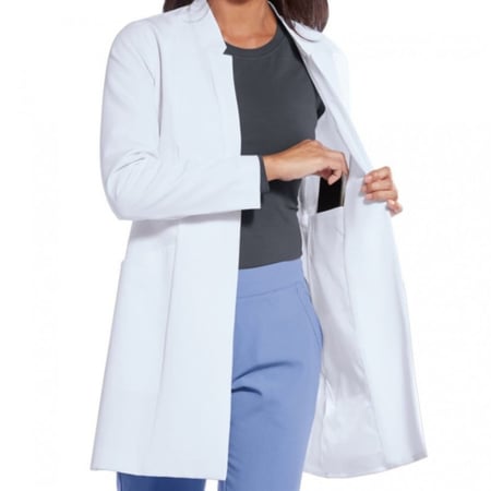 بالطو نسائي مطور 2 جيوب كبيره مائله وجيب داخلي طول 38 انش زراير أو طقطق مخفيه موديل رقم RALL013