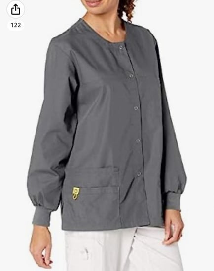 جاكيت نسائي جميل زراير أو طقطق 2 جيوب كبيره و1 جيب صغير واكمام طويله زم أو بدون زم